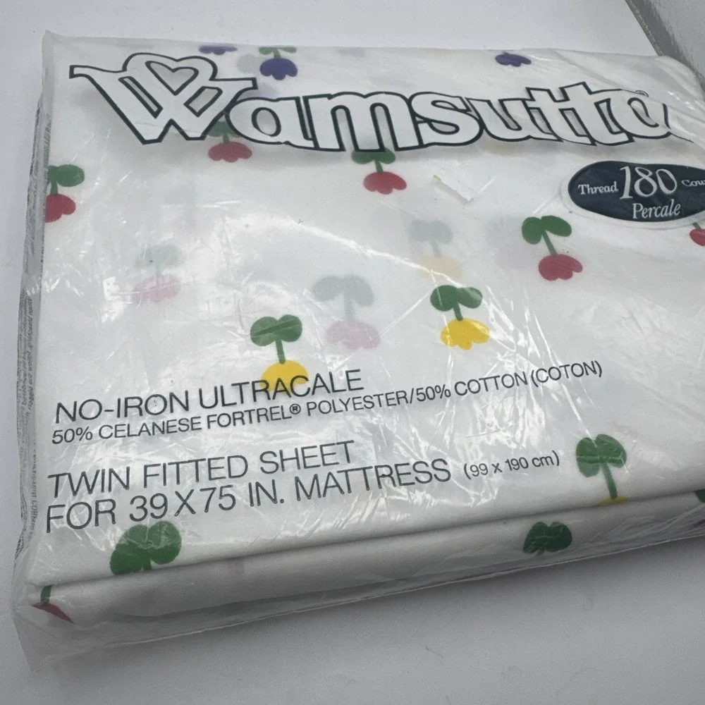 Vintage 70s Sheet Wamsutta Buttercups TWIN FITTED White Floral Tulips USA